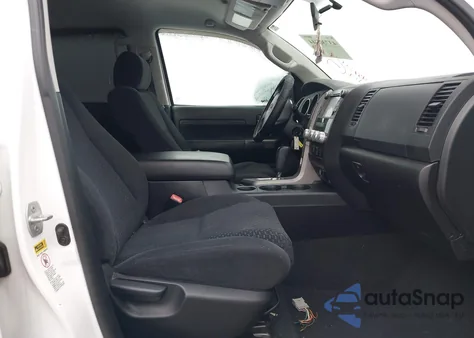 2011 Toyota Tundra Grade 5.7L V8 from USA, damaged, VIN 5TFDY5F17BX176447